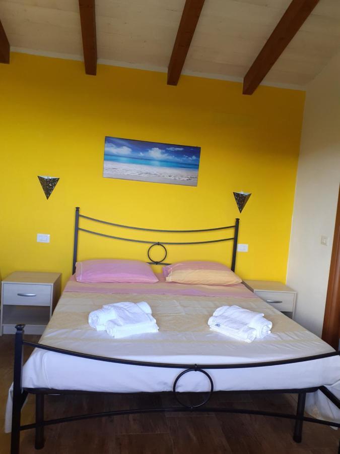 Gli Olivastri Con Piscina,Solarium, Vista Mare ,Sole -Mare E Tanta Natura ,Climatizzatore,Wifi Алиенту Екстериор снимка