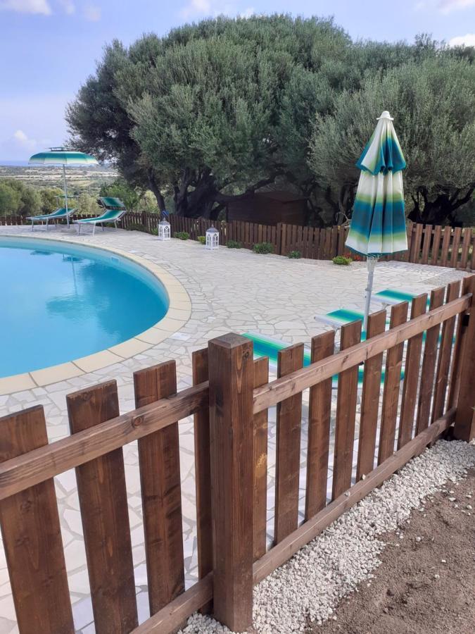 Gli Olivastri Con Piscina,Solarium, Vista Mare ,Sole -Mare E Tanta Natura ,Climatizzatore,Wifi Алиенту Екстериор снимка